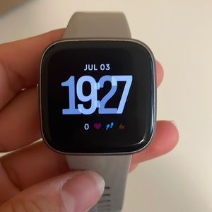 Fitbit Versa 2